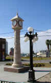 sculpturelab_tampa_clocktower.jpg (118419 bytes)